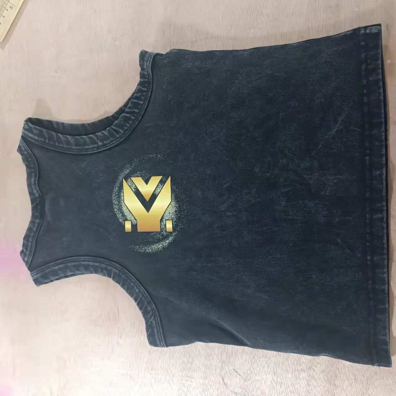 Summer vest Crop-Top.